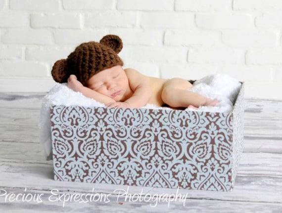 Neugeborenen Teddy Bär Mütze in Braun Neugeborenen Teddy Bär Mütze in Braun von BeautifulPhotoProps