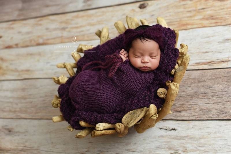 Set Aubergine Lila Swaddle Sack Und Breite Schleife Stirnband Newborn Babyfotografie Set Aubergine Lila Swaddle Sack Und Breite Schleife Stirnband Newborn Babyfotografie von BeautifulPhotoProps
