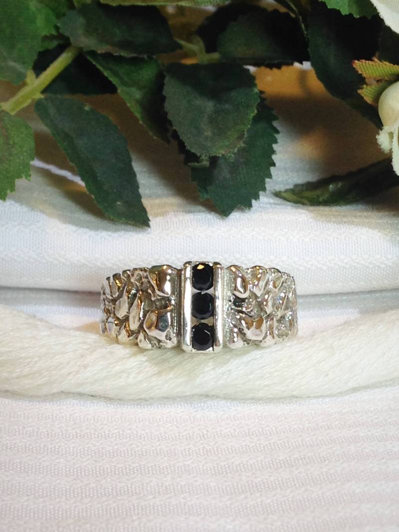 Einzigartige Dreifache Stein Schwarz Spinell Herrenring ~ 925 Sterling Silber Größe 10 von BeautifulSeconds