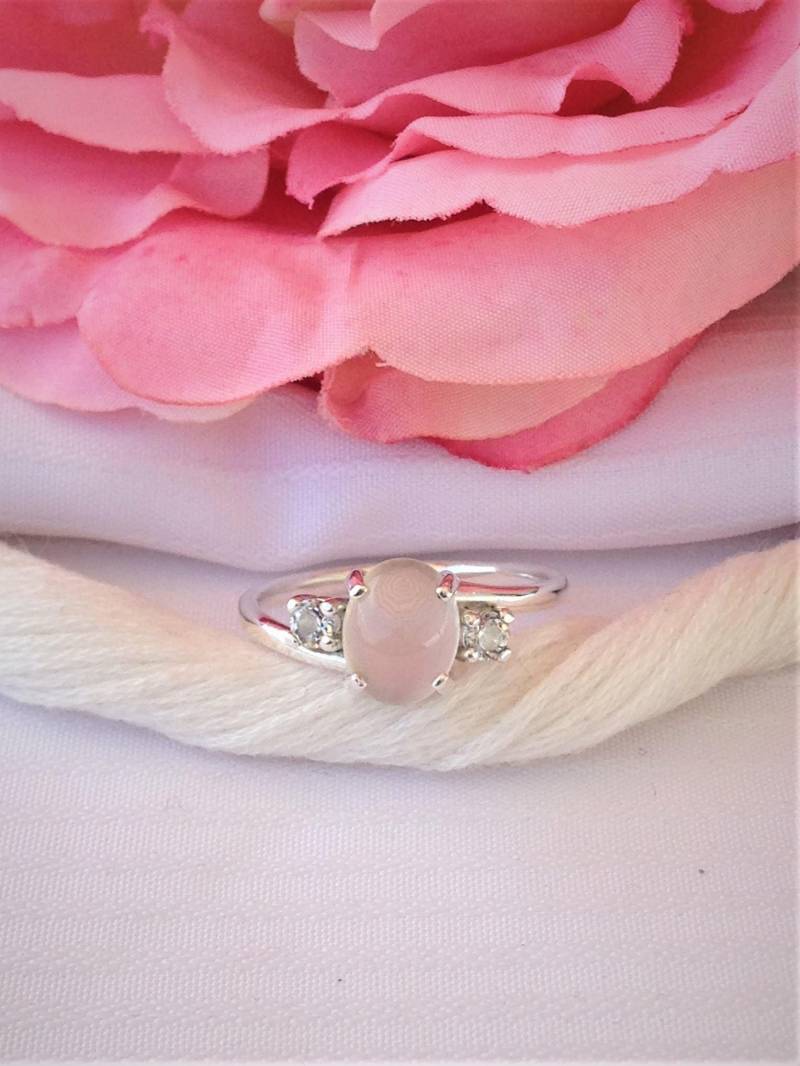 Funkelnde Mondstein Akzentuiert Ring ~ 925 Sterling Silber Größe 7, 75 von BeautifulSeconds