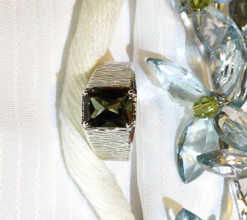 Funkelnden Grünen Spinell Herrenring ~ 925 Sterling Silber Größe 10 von BeautifulSeconds