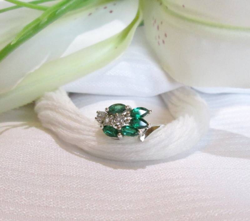 Wunderschöne Marquis Emerald Cut Und Weißer Topas Ring ~ 925 Sterling Silber Größe 6, 75 von BeautifulSeconds