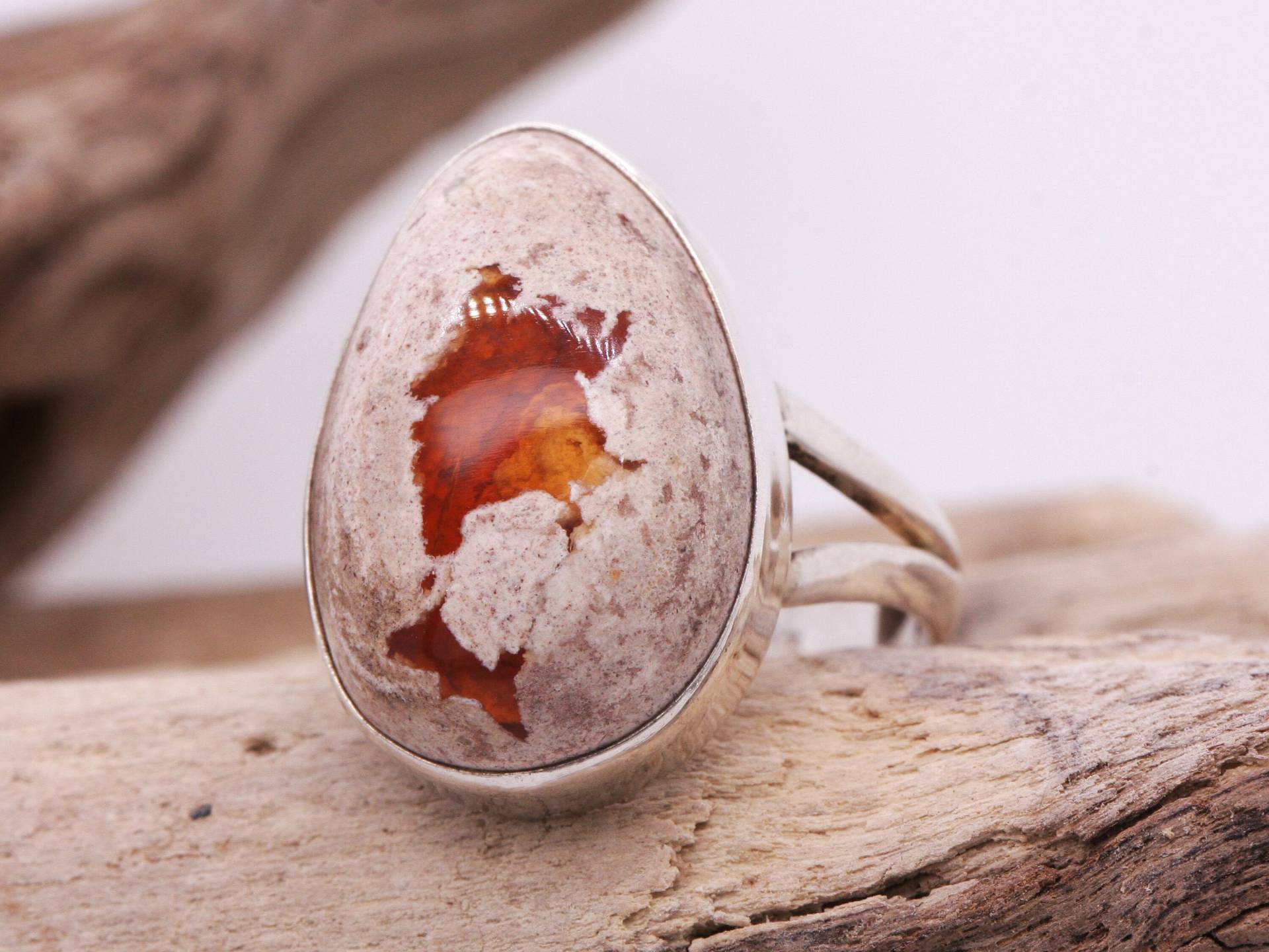 Wunderschöner Feuer Boulder Opal Sterling Silber Tropfen Cabochon Damen Ring Größe M von Beautifuljewelleryco