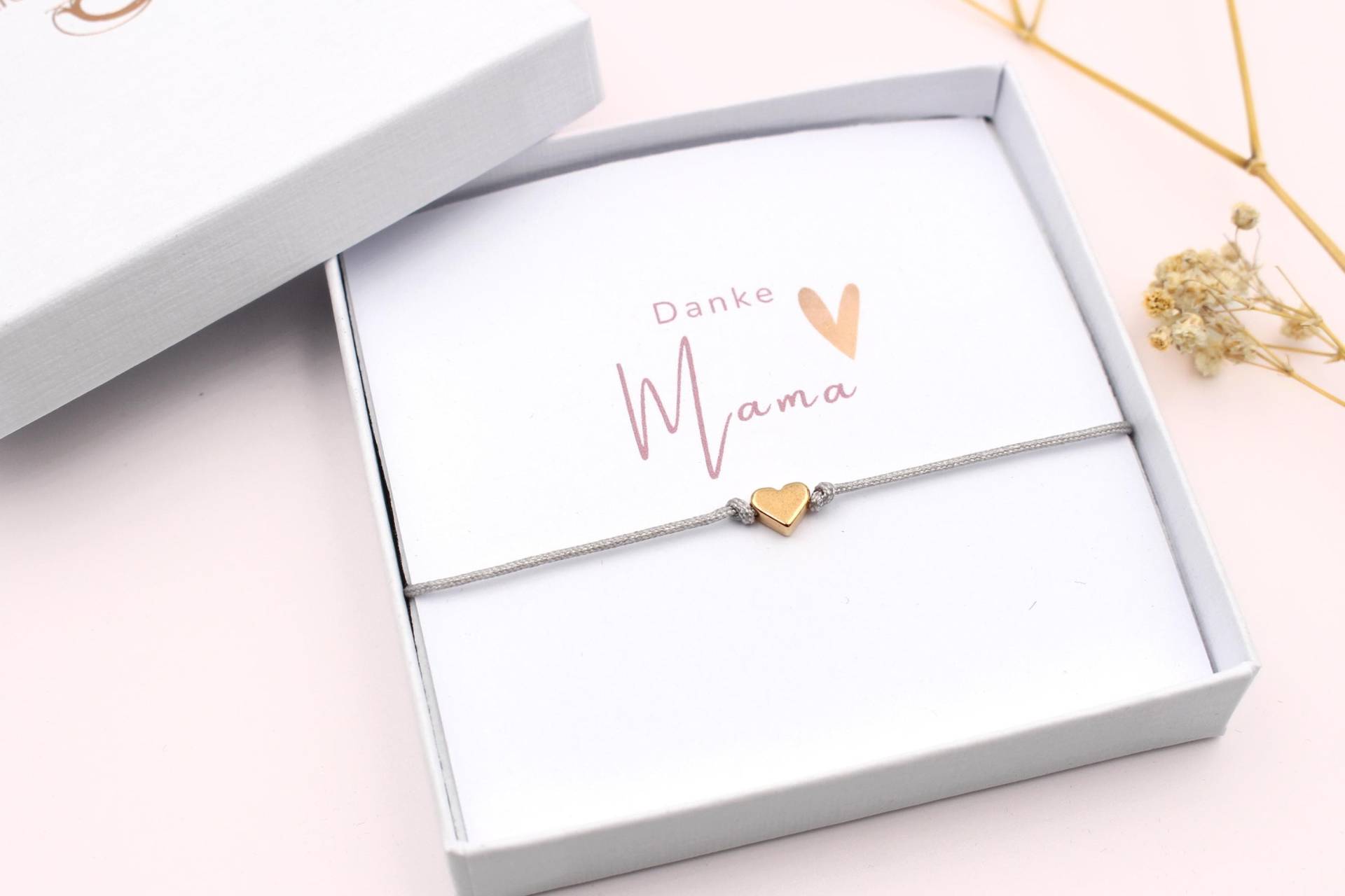 Armband Mit Karte in Schmuckschachtel - Geschenkidee Muttertag, Valentinstag Oder Vatertag von BeautysartDesign