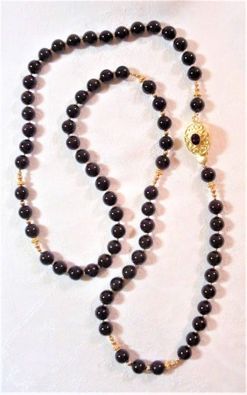 Schmuck-Set Echte Granat; Silber, Gold-Filled, & 14K Vergoldete Perlen; Vermeil Und Echten Facettierten Granat Oval Verschluss An Der Seite Getragen von BeauxArtsbyCynthia