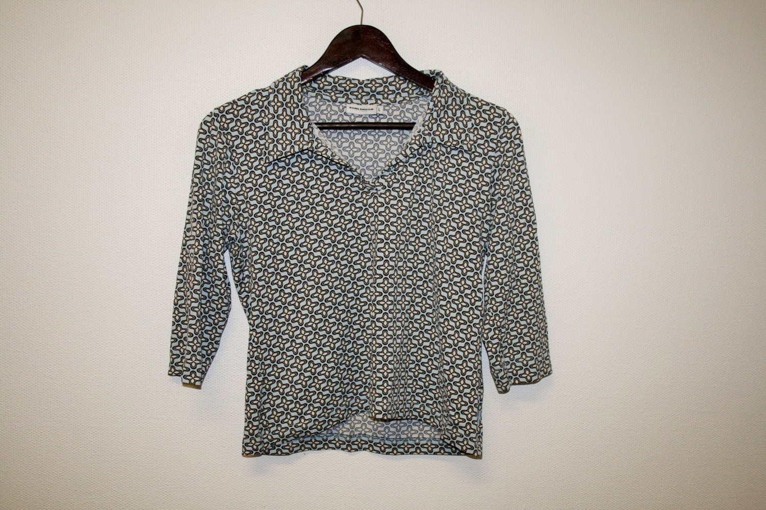 Jersey Shirt Stretchy Bluse Abstrakt Print Top 70Er 80Er Boho Weiß Blau Braun 3/4 Ärmel Mittel Bis Groß von BecauseVintage