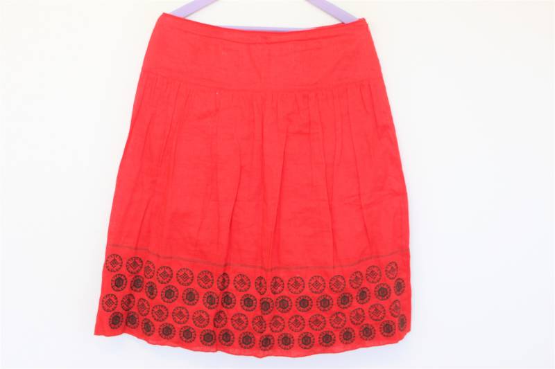 Leinen Röcke Rot Rock Bestickt Rot Sommer Mittelgroß Bis Groß von BecauseVintage