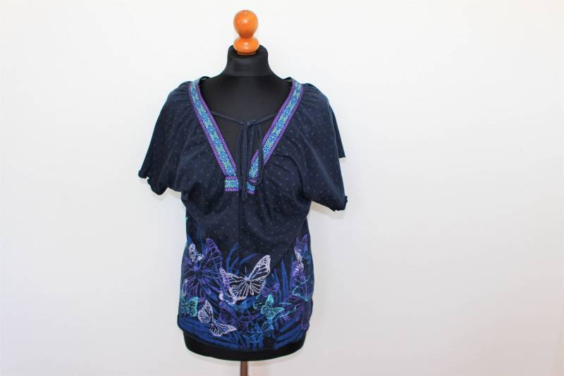 Marine Bauer Bluse Blau Bio Baumwolle Embroiderede Purpletunic Floral Damen Shirt Sommer Folk Boho Hippie Lose Oben Medium von BecauseVintage