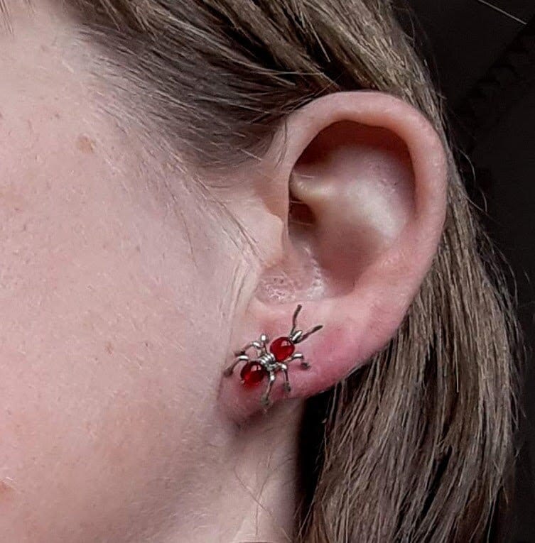 Ameisen Ohrstecker Mit Edelsteinen Nach Wahl Ameisen Ohrstecker Mit Edelsteinen Nach Wahl von BeckasInsects
