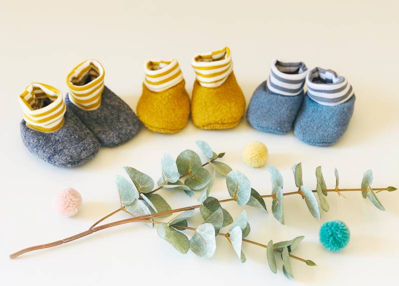 Babyschuhe Walk, Wolle, Mit Bündchen in Verschiedenen Farben von BeckiBoom