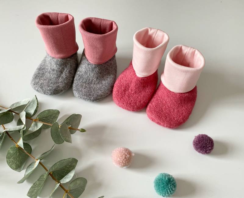 Babyschuhe Walk, Wolle, Mit Bündchen in Verschiedenen Farben von BeckiBoom