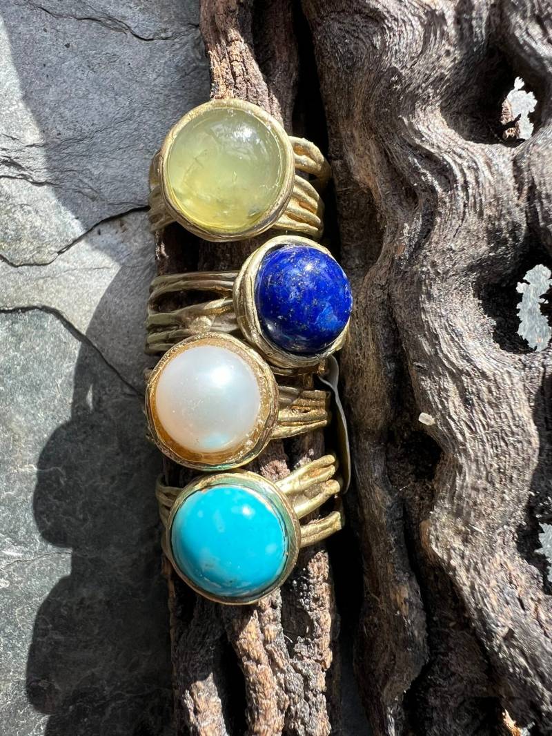 Ringe in Zweigform Silber Oder Bronze Mit Edelsteinen Und Perlen Ringe in Zweigform Silber Oder Bronze Mit Edelsteinen Und Perlen von BeckiJacobyDesigns
