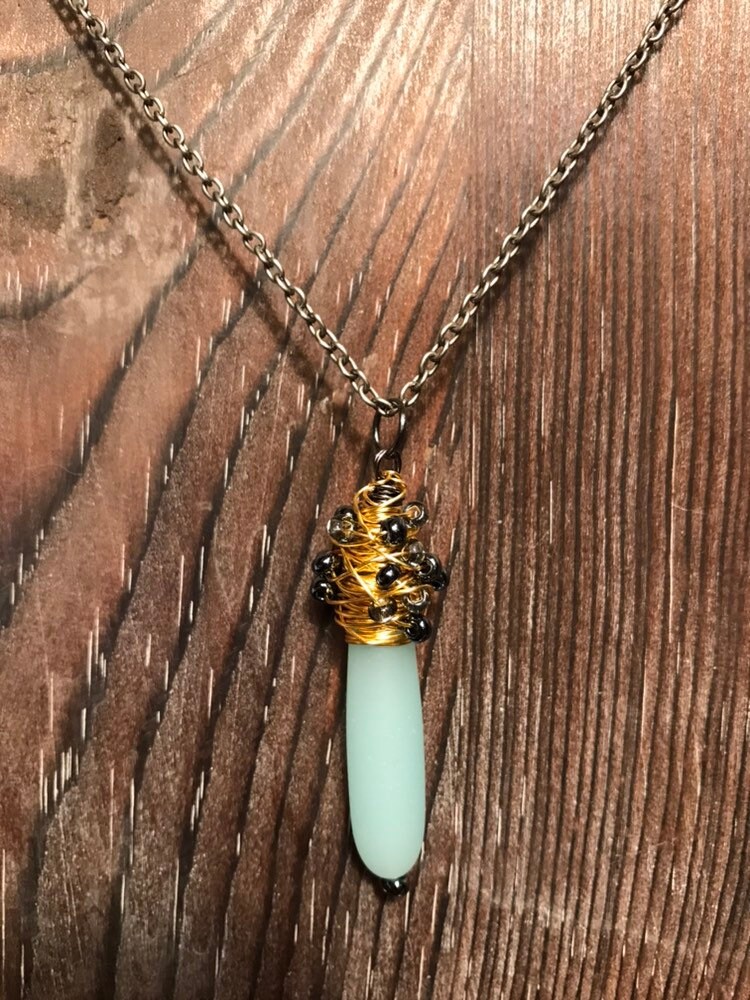 Meer Glas Anhänger Halskette Meer Glas Anhänger Halskette von BedeckedbyAbra