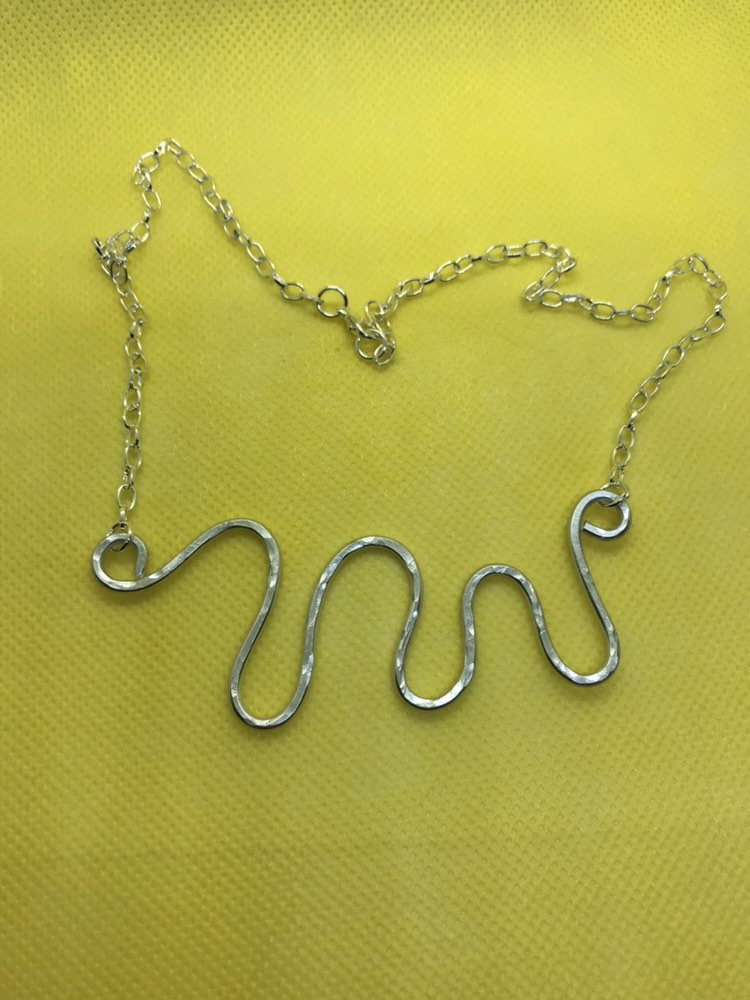 Squiggle Halskette Squiggle Halskette von BedeckedbyAbra