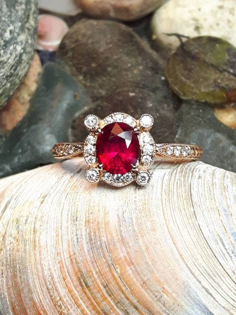 Natürliche Unbehandelte 1, 02Ct Rubin in 18Kt Roségold Und Diamant-Ring von BedrockGems