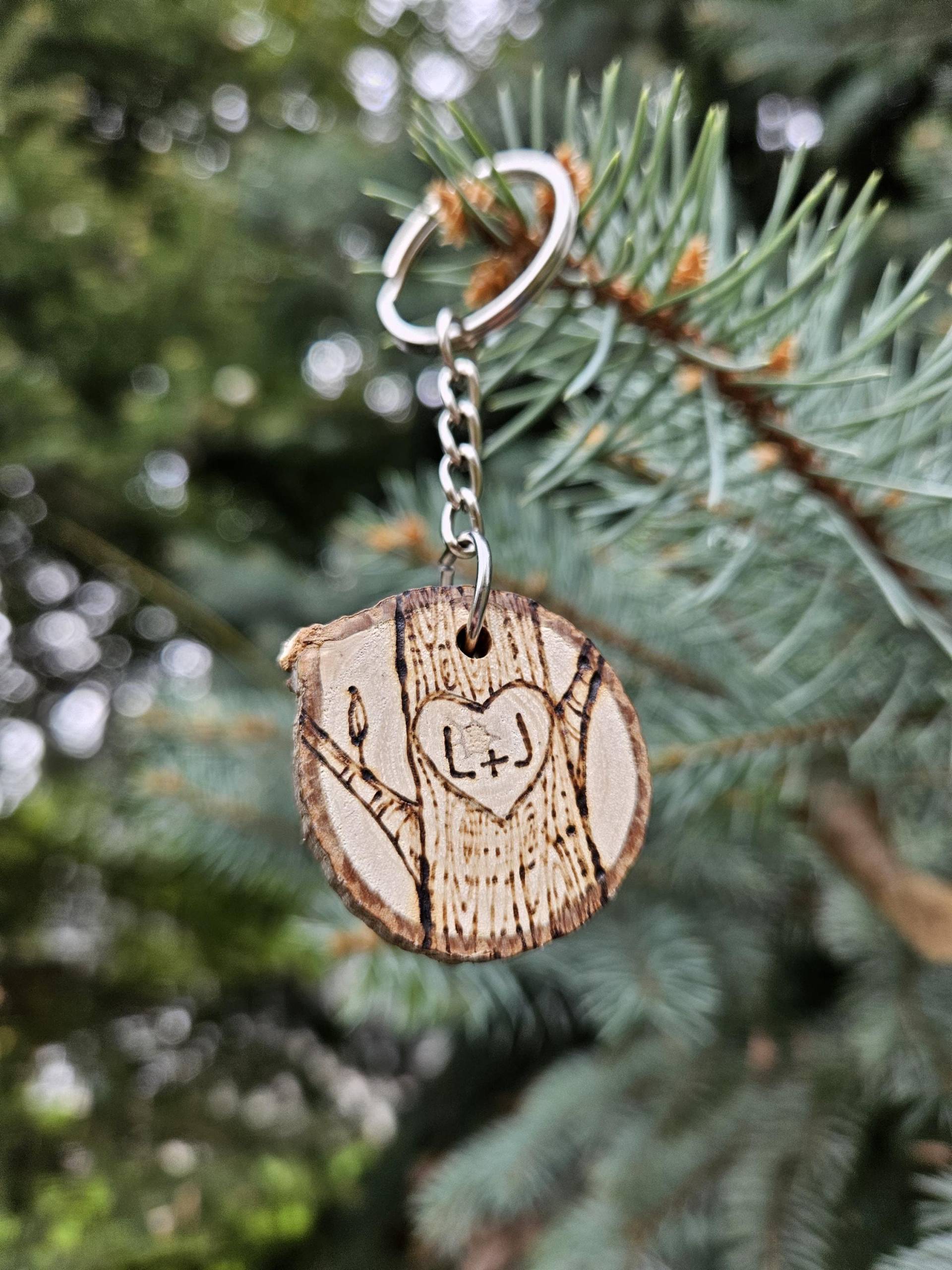 Benutzerdefinierte Schlüsselanhänger, Paare Geschenk Für Paare, Jahrestag Geschenk, Personalisierte Holz Initialen Benutzerdefinierte Schlüsselanhänger, Paare Geschenk Für Paare, Jahrestag Geschenk, Personalisierte Holz Initialen von BeeJollieGifts