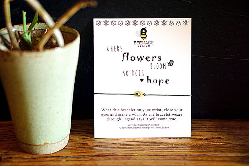 Blumen Wunsch Armband Gold Charm Freundschafts Schmuck von BeeMadeDesign