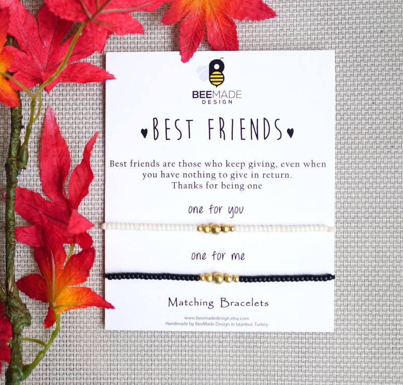 Passende Perlen Armbänder Verstellbares Freundschafts Schmuck Set von BeeMadeDesign