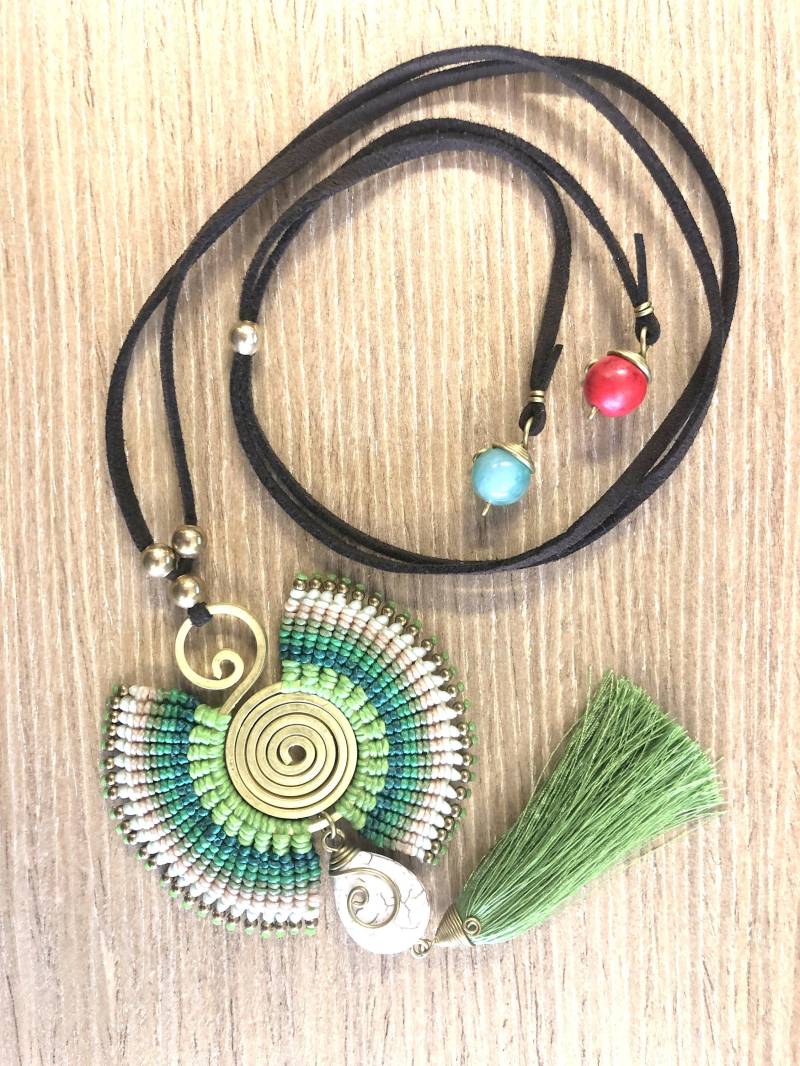 Handgewebte Fächerkette Boho Schmuck von BeeMadeDesign