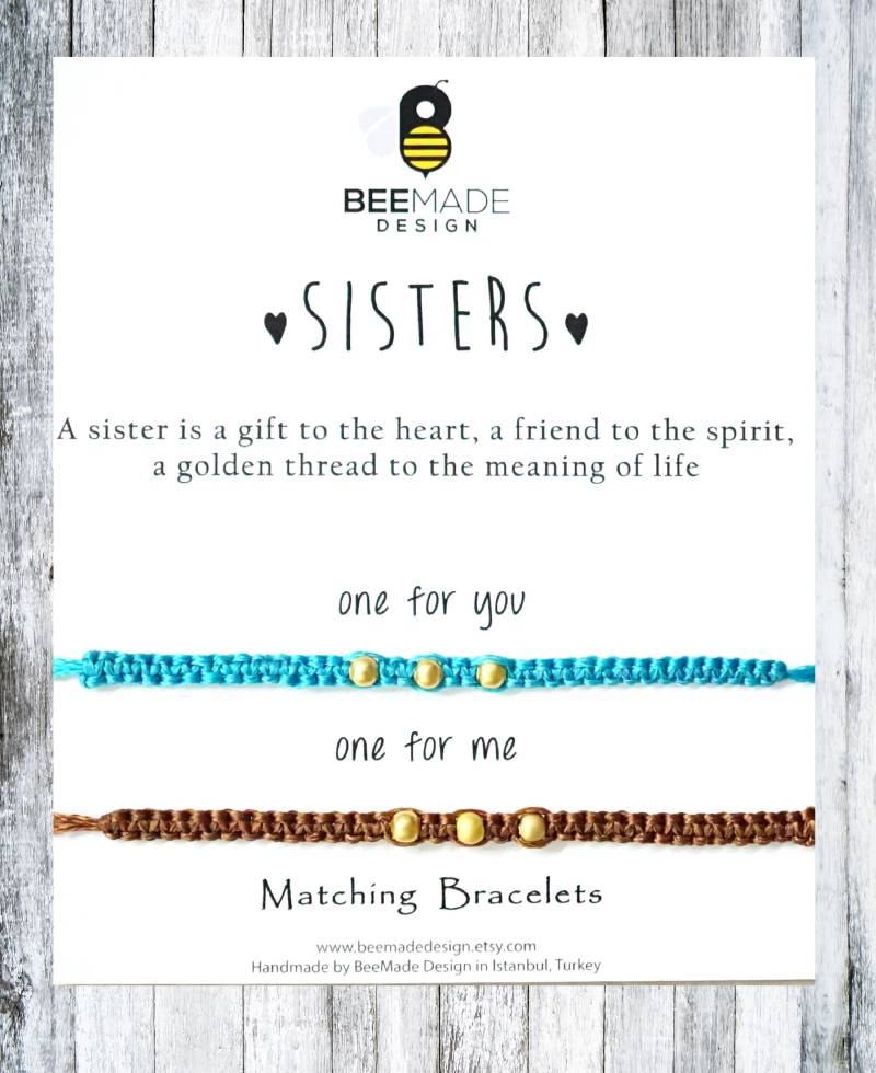 Schwestern Makramee Armbänder Mit Gold Perlen Passendes Schwester Geschenk von BeeMadeDesign