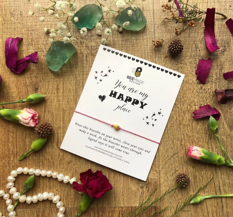 Sentimentales Wunscharmband, Gewachste Schnur "You Are My Happy Place' | Unisex von BeeMadeDesign