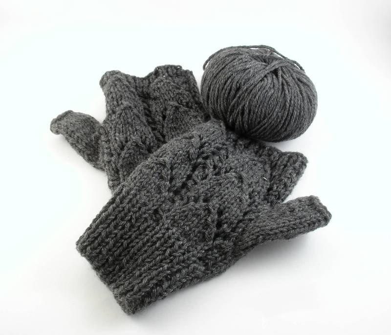 Alpaka Fingerlose Handschuhe. Spitzenhandschuhe Für Frauen. Graue Geschenk Sie. Hand Stricken von BeeTheBlackSheep