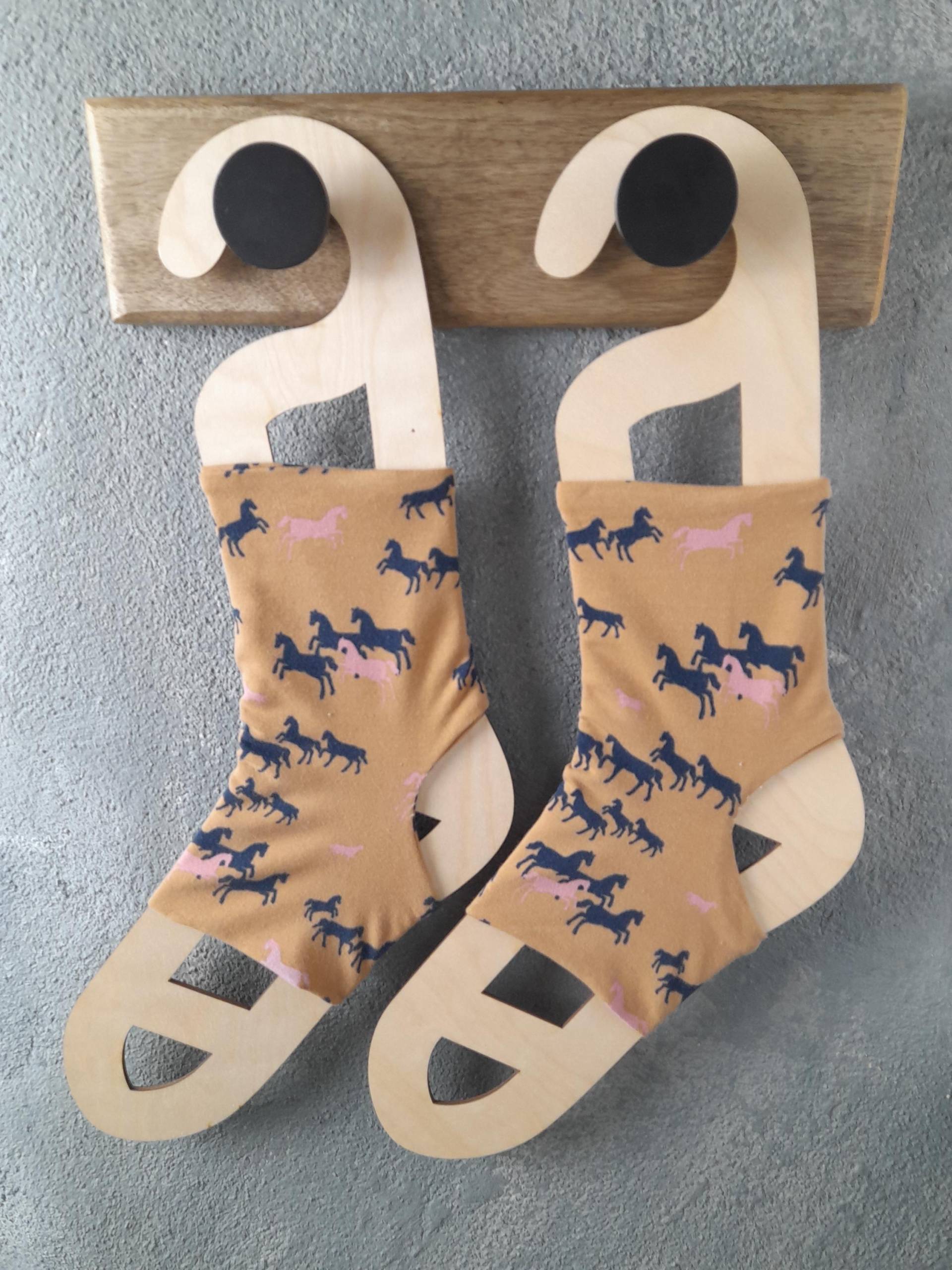 Yogasocken - Gr. 38/39 Pilatessocken Zehen- Und Fersenfrei Aus Baumwolljersey Einzelstück Handmade Genäht- Geschenk Für Die Freundin Yogasocken - Gr. 38/39 Pilatessocken Zehen- Und Fersenfrei Aus Baumwolljersey Einzelstück Handmade Genäht- Geschenk Für Die Freundin von BeeeSox