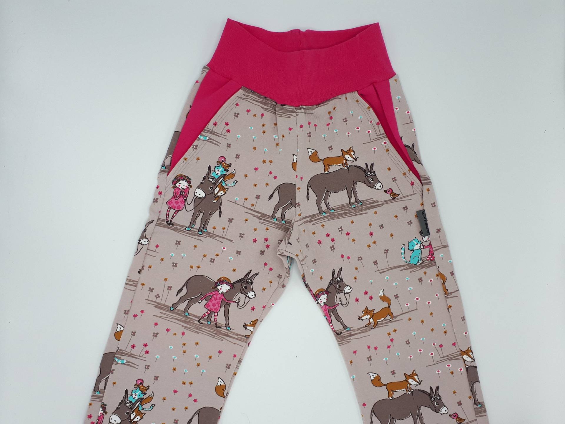 Jogginghose, Gr 116 "Eselliebe", Kuschelhose von BeefriendsShop