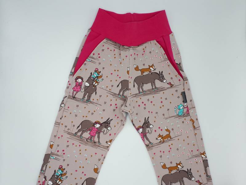 Jogginghose, Gr 116 "Eselliebe", Kuschelhose von BeefriendsShop