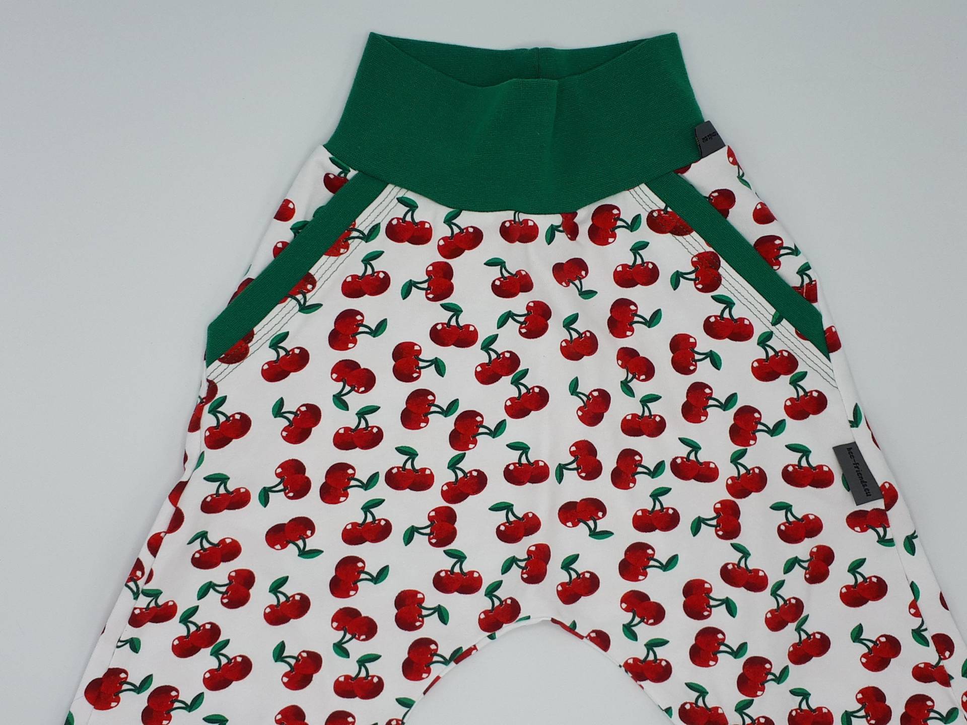 Pumphose, Gr 92 "Kirschen" Kuschelhose von BeefriendsShop