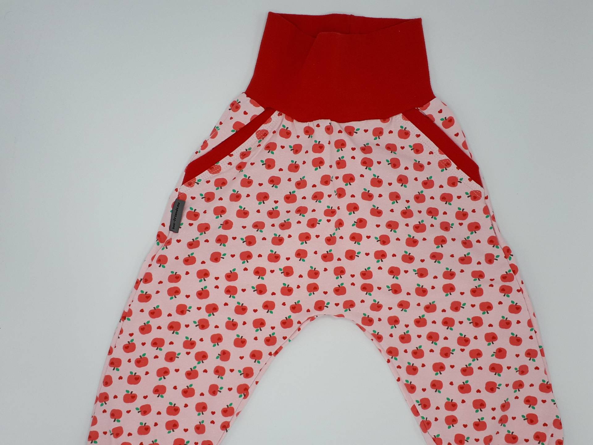 Pumphose, Gr 92 "Rote Äpfel", Kuschelhose von BeefriendsShop