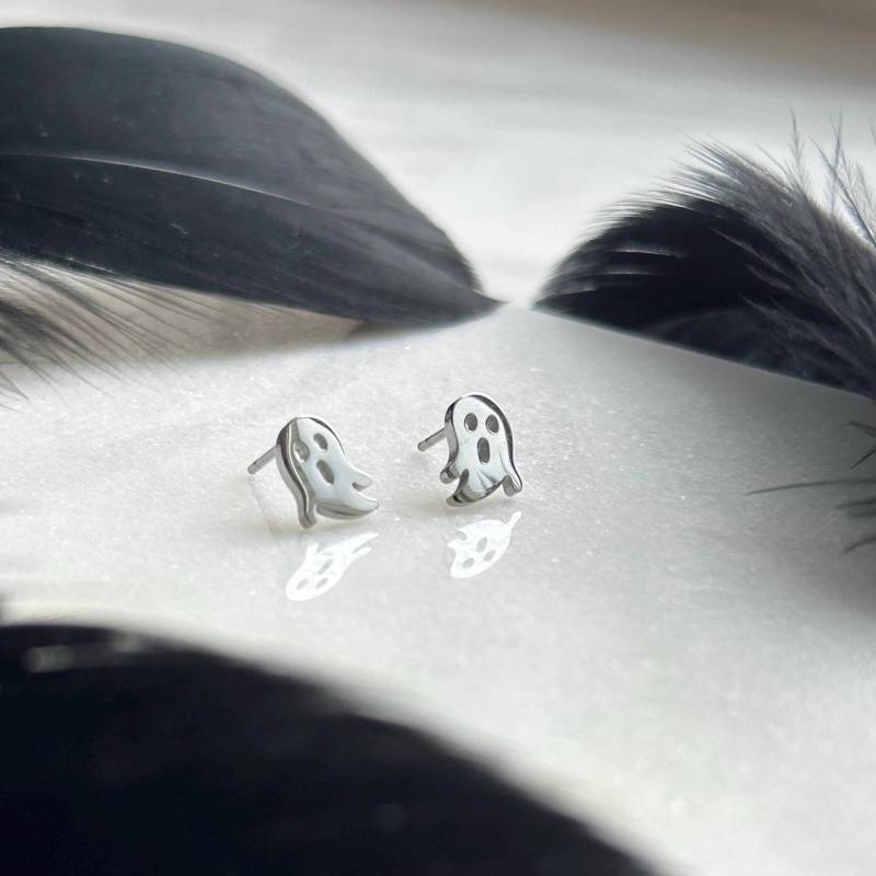 Niedliche Geister Ohrstecker Paar - Verspielter Modeschmuck Ohrringe Geschenk Für Sie von BeekesCreativStudio