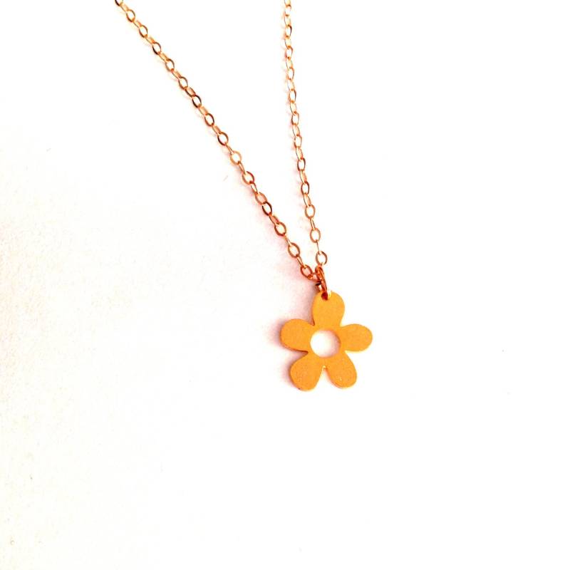Gold Filled Blumen Halskette Beep Studio Icon Schmuck von BeepStudio