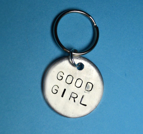 Schlüsselanhänger Good Girl, Personalisierter Haustieranhänger Oder Geschenk Für Ein Mädchen von BeesHandStampedGifts