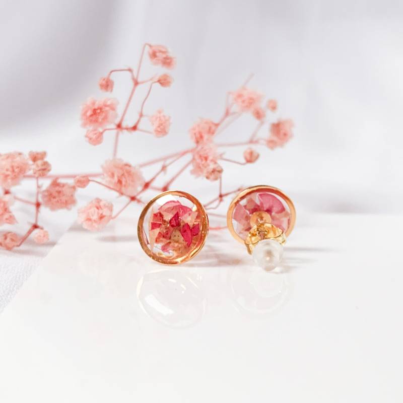 Echte Rosen Ohrstecker // Handgemacht Gepresst Getrocknet Blumen Gold Schmuck Resin Ohrringe Geburtstagsgeschenk Für Freundin Valentinstag von BeetleMouse