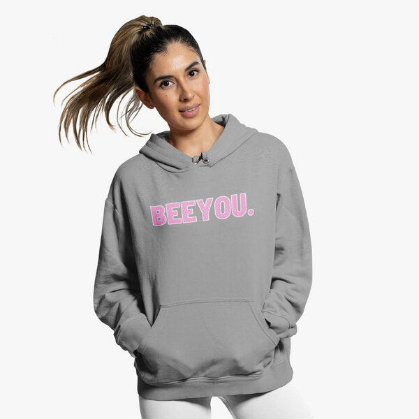 Beeyou. Clothes Hoodie aus Bio-Baumwolle mit gepunktetem Beeyou.-Design von Beeyou. Clothes