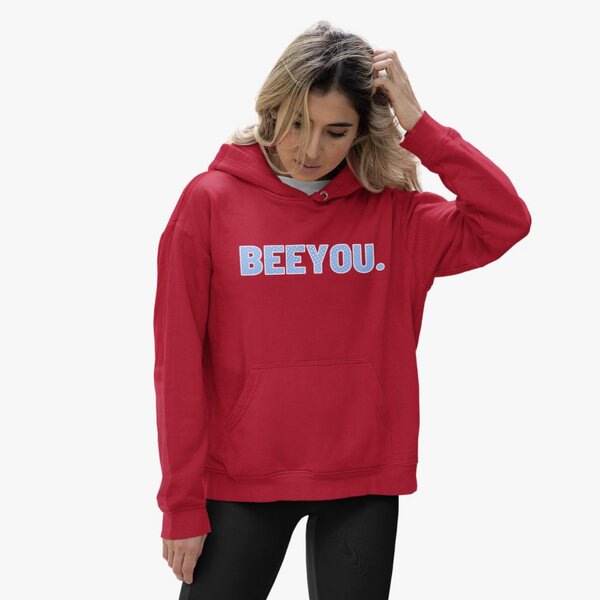 Beeyou. Clothes Hoodie aus Bio-Baumwolle mit gepunktetem Beeyou.-Design von Beeyou. Clothes