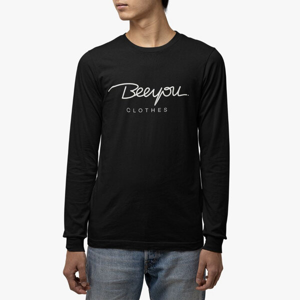 Beeyou. Clothes Longsleeve aus Bio-Baumwolle mit Logo von Beeyou. Clothes