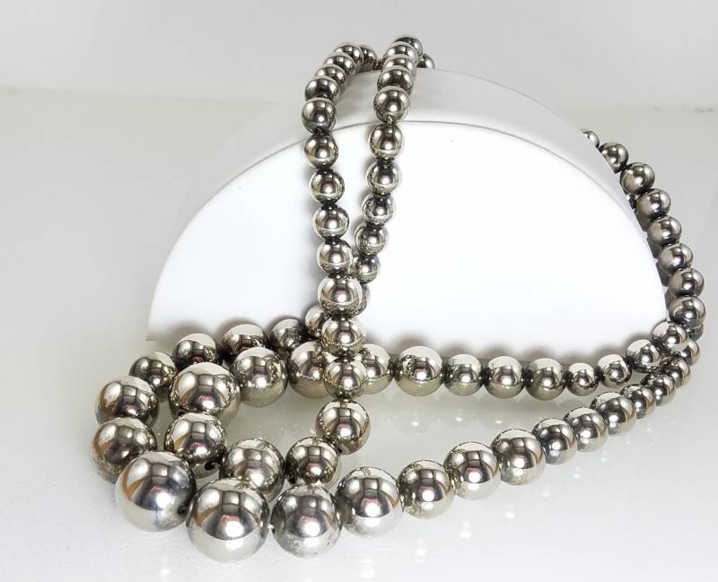 Vintage Silber Abgestufte Perlen Doppelstrang Halskette von BeforeItDisappears