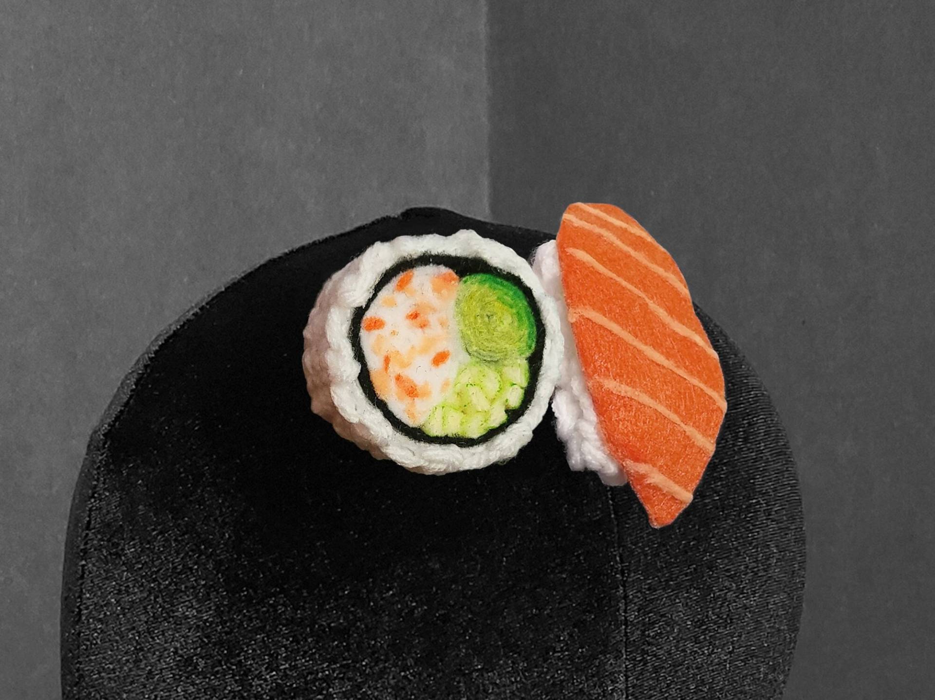 Leckere Sushi Haarspangen Oder Schreibtisch Decor ~ Made To Order von BeholderBySheena
