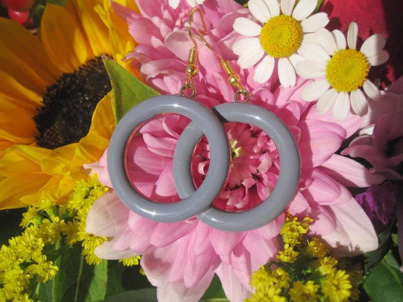 Emaille-Ohrhänger Ring, Reif, Ringel, Groß, Grau, Kaltemaille von Behrenperlen