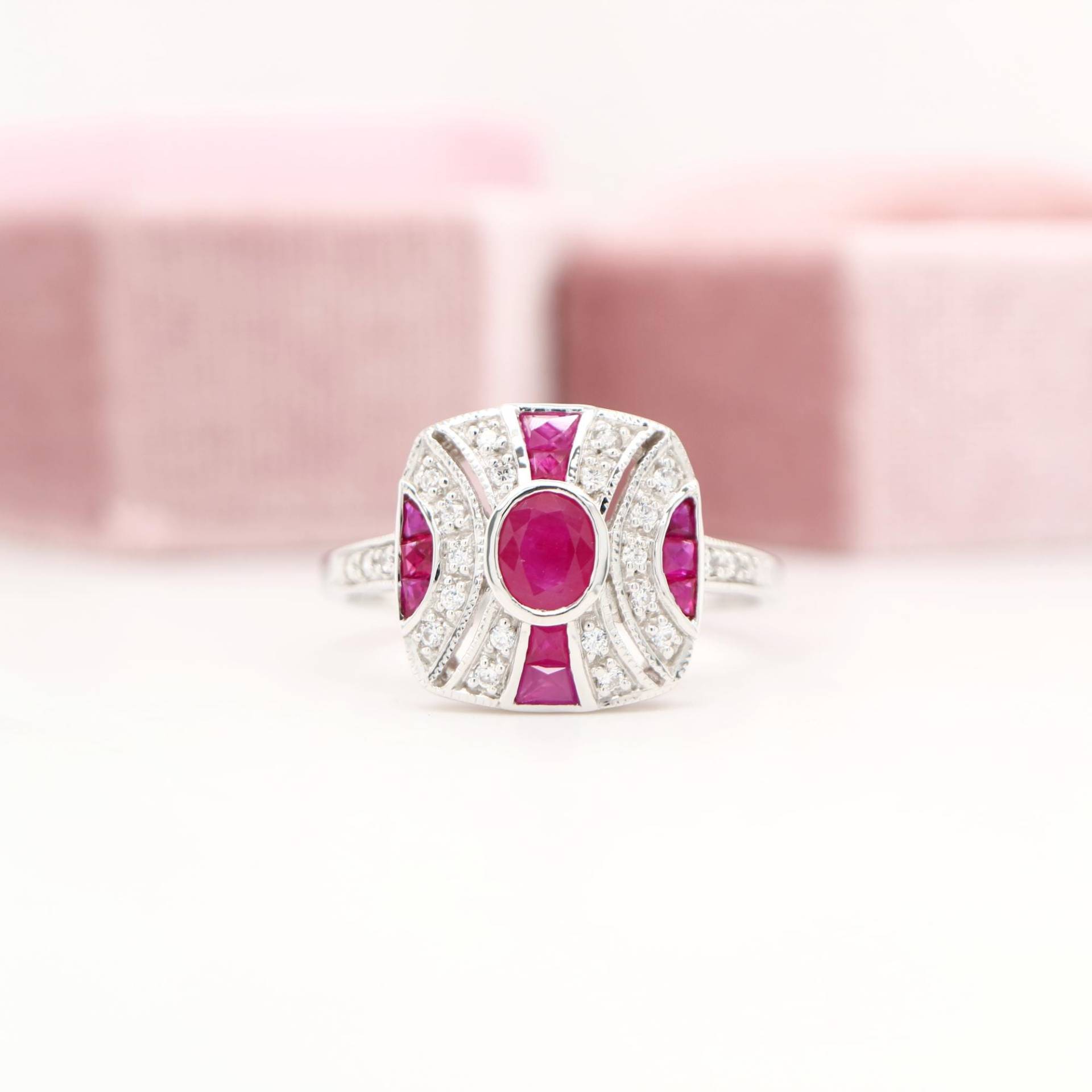 Art Deco Rubin Ring Stil Der 1920Er Jahre, Sterling Silber Oder Weißgold von BejewelledBunny