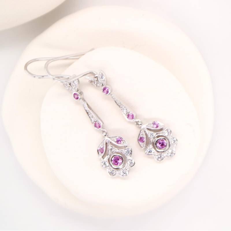 Zarte Rosa Saphir Und Sterling Silber Tropfen Ohrringe Art Deco Vintage Design von BejewelledBunny