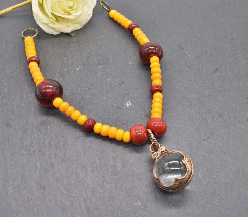 Wikinger Fibelkette Mit Gotland-Sphäre Und Lampwork Perlen Von Belanas Schatzkiste - Glasperlenkette Für Die Wikingerin Wikinger Fibelkette Mit Gotland-Sphäre Und Lampwork Perlen Von Belanas Schatzkiste - Glasperlenkette Für Die Wikingerin von BelanasSchatzkiste