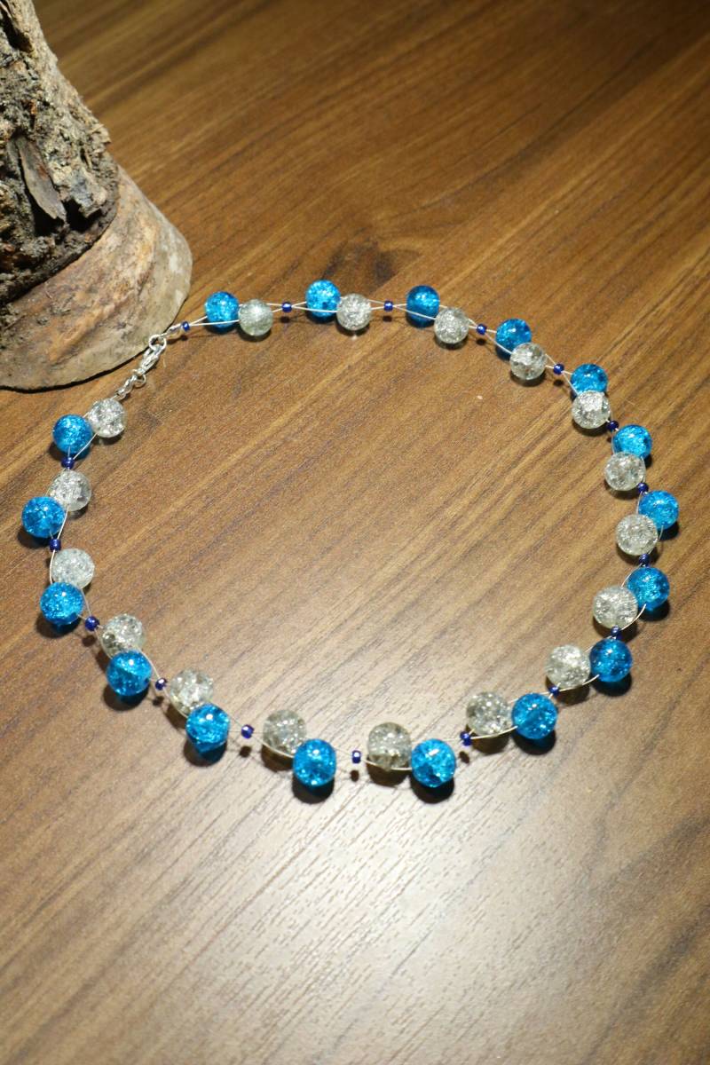 Glaskette Hellblau Weiss Weiß Halskette Glas Perlen Kette Glasperlen von BelasPerlenparadies