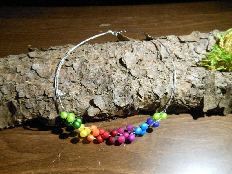 Perlenkette Gedrehte 6-Reihige Regenbogen Polariskette Polaris Kette Halskette Gelb Orange Rot Blau Lila Grün Bunt von BelasPerlenparadies