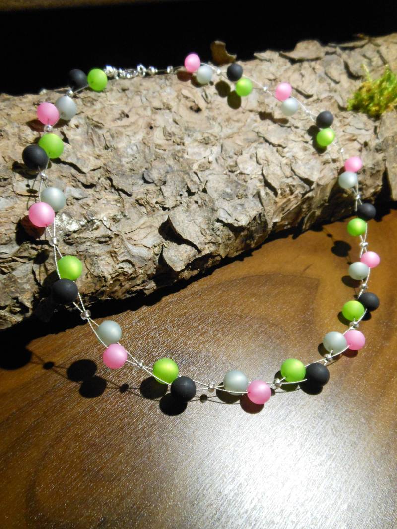 Perlenkette Schwarz Grau Pink Grün Polariskette Halskette Polaris Kette Perlenkette Schwarz Grau Pink Grün Polariskette Halskette Polaris Kette von BelasPerlenparadies