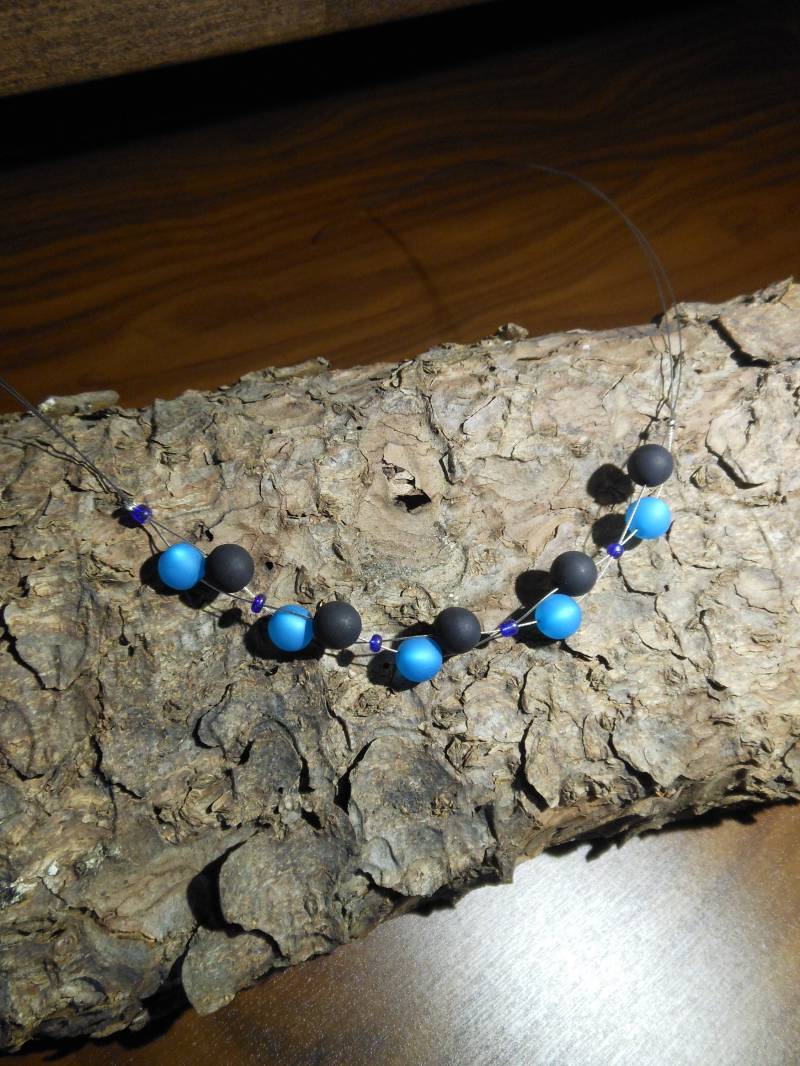 Polariskette Blau Schwarz Hellblau Halskette Polaris Kette von BelasPerlenparadies