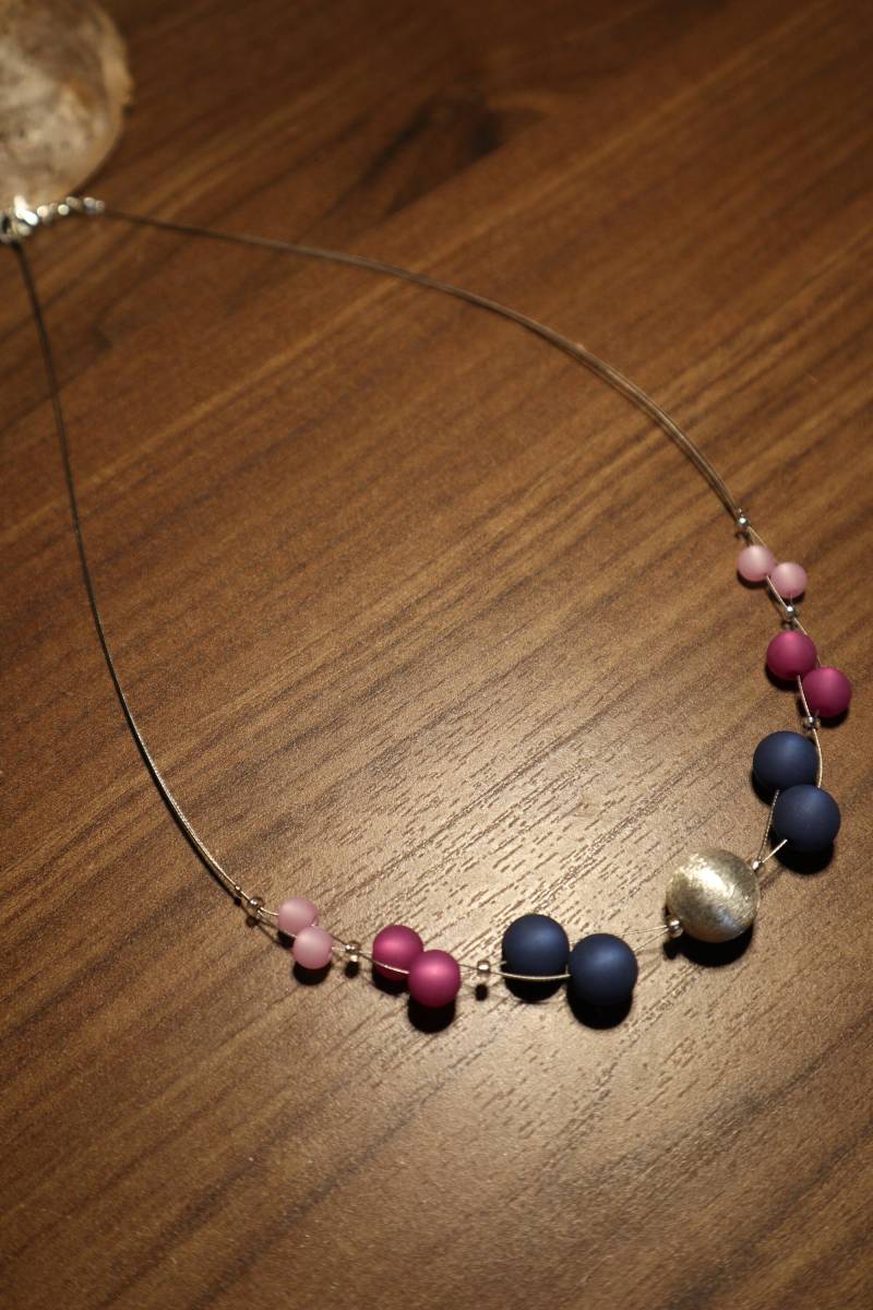 Polariskette Lila Pink Dunkelblau Mit Silberperle Halskette Collier Polaris Kette Perlenkette von BelasPerlenparadies