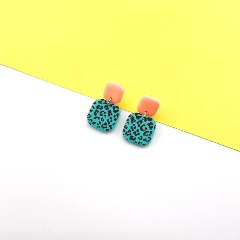 Ohrringe Lilo, Pastell-Neon Mit Leo Muster, Leichte Und Kleine Statement Stecker Aus Polymer Clay, Handgemacht Ohrringe Lilo, Pastell-Neon Mit Leo Muster, Leichte Und Kleine Statement Stecker Aus Polymer Clay, Handgemacht von Belcarat